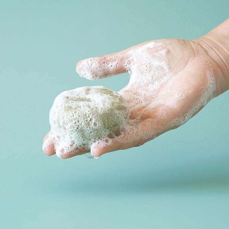 SHIKAKAI: Tuhý šampon proti lupům a padání vlasů